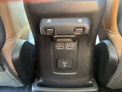 Used 2021 Jeep Wrangler Unlimited Rubicon w/ Dual Top Group image 23