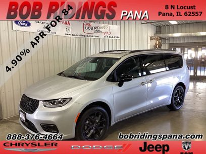 New 2026 Chrysler Pacifica Limited