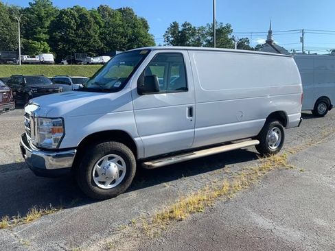 Used 2013 Ford E-250 and Econoline 250 w/ PWR Group RWD image 5