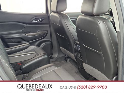 Used 2020 GMC Acadia SLT w/ Premium Package FWD image 24