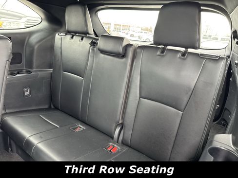 Used 2024 Toyota Highlander XSE image 7