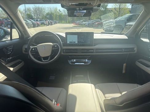 New 2026 Lincoln Corsair Reserve AWD/4WD image 35