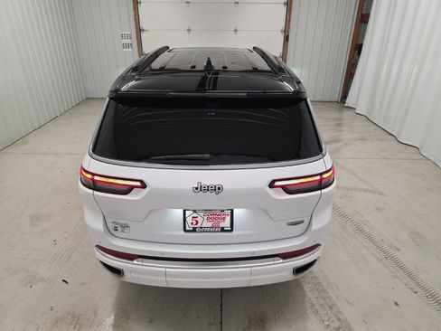 Used 2025 Jeep Grand Cherokee L Summit AWD/4WD image 5