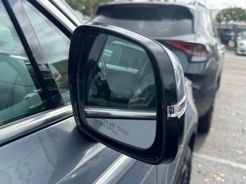 Certified 2024 Kia Sorento S w/ Panoramic Sunroof Package image 8