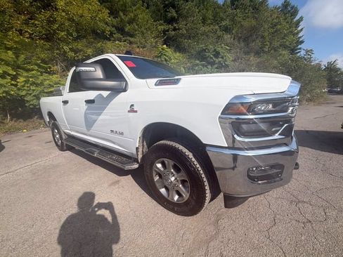 Used 2025 RAM 2500 Big Horn AWD/4WD image 7