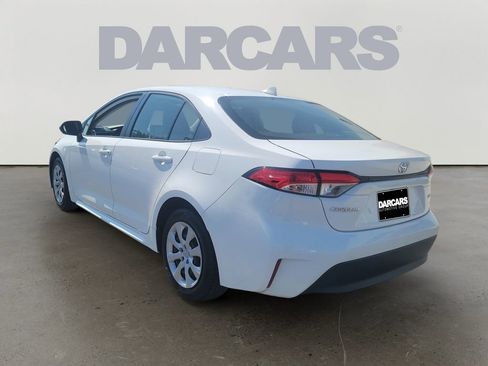 Used 2023 Toyota Corolla LE FWD image 5