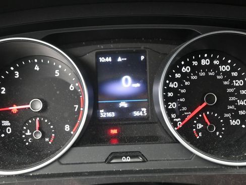 Used 2021 Volkswagen Tiguan SE R-Line FWD image 13