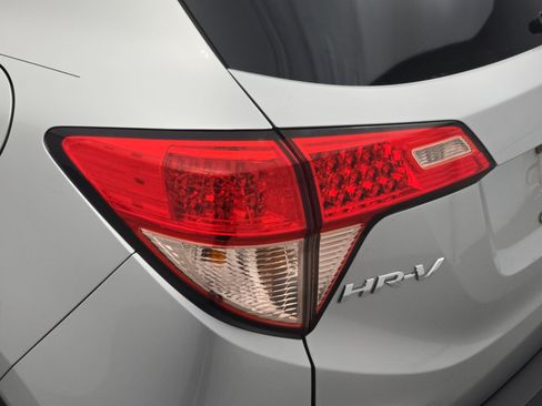 Used 2016 Honda HR-V EX image 33