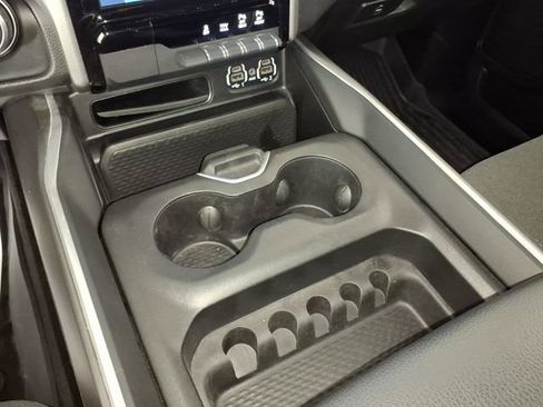 Used 2023 RAM 1500 Big Horn AWD/4WD image 24