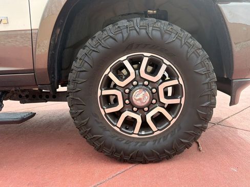 Used 2024 RAM 3500 Limited AWD/4WD image 33