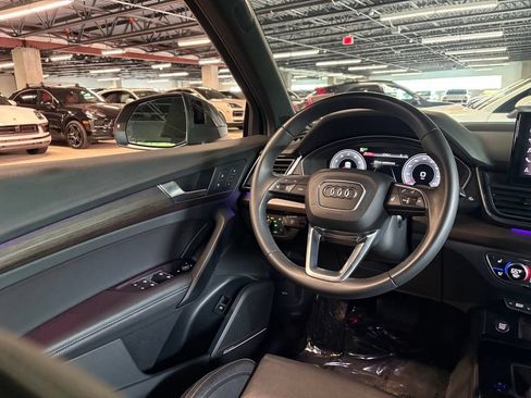 Used 2023 Audi Q5 2.0T Prestige w/ Prestige Package AWD/4WD image 17