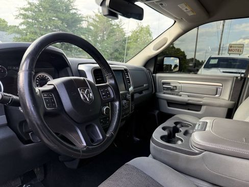 Used 2018 RAM 1500 Big Horn AWD/4WD image 19
