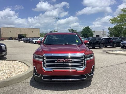 Used 2023 GMC Acadia SLT w/ Preferred Package AWD/4WD image 2