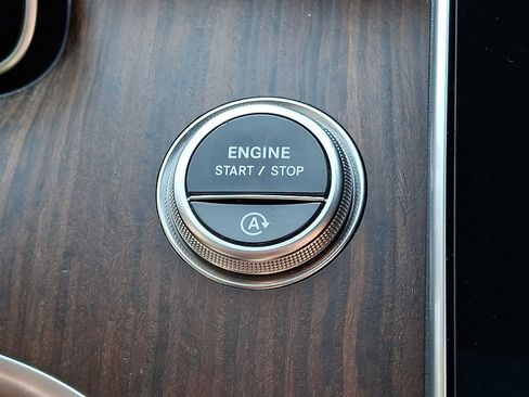 Used 2026 Mercedes-Benz C 300 4MATIC Sedan image 19