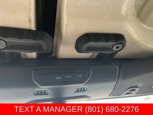 Used 2023 Jeep Gladiator Overland AWD/4WD image 28