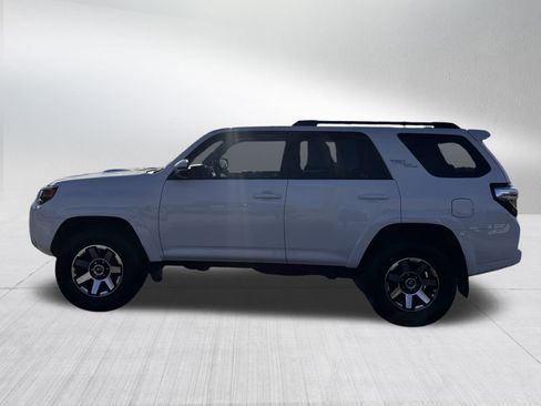 Used 2020 Toyota 4Runner TRD Off-Road Premium image 4