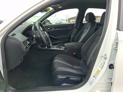 Used 2024 Honda Civic Sport image 13