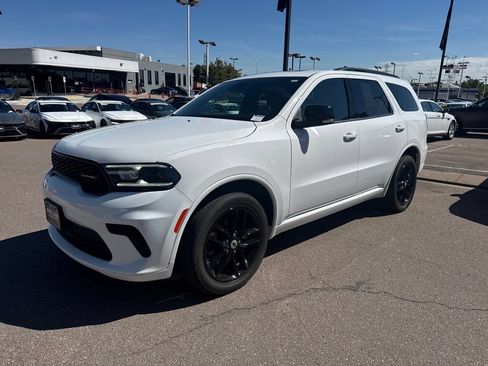 Used 2024 Dodge Durango GT AWD/4WD image 2