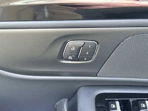 New 2026 Lincoln Nautilus Premier w/ Jet Appearance Package AWD/4WD image 21