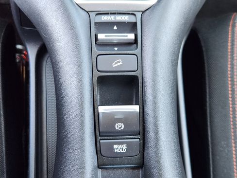 Certified 2024 Honda HR-V Sport image 21