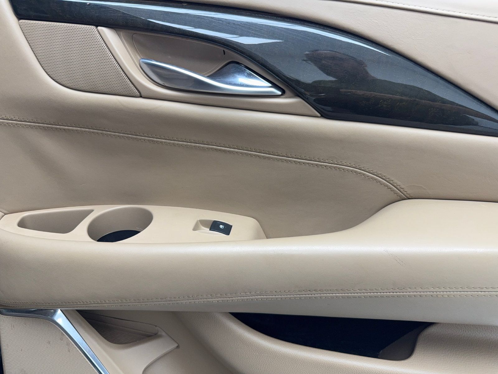 Used 2019 Cadillac Escalade Platinum AWD/4WD image 48