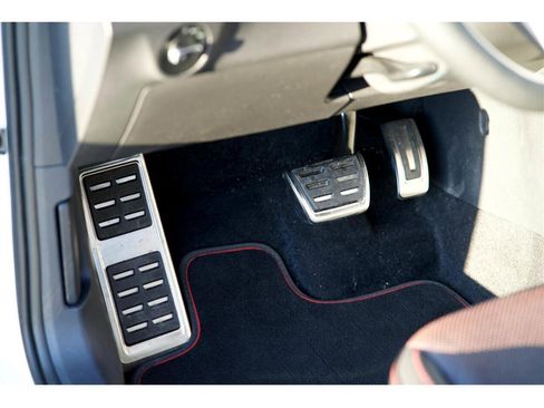 Used 2022 Volkswagen Jetta GLI Autobahn w/ GLI Black Package image 33