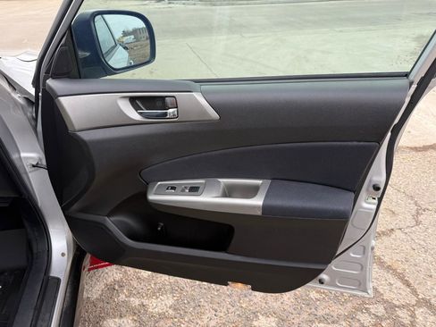 Used 2010 Subaru Forester 2.5XT Premium w/ Popular Equipment Group 1B image 30