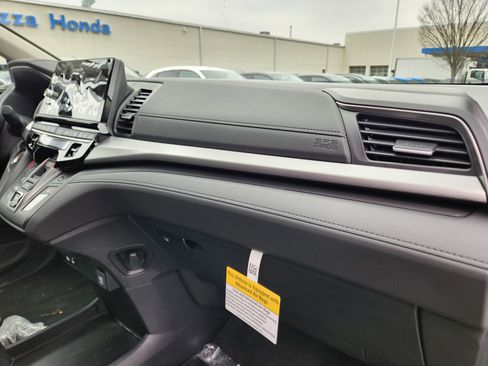 New 2026 Honda Odyssey EX-L image 13