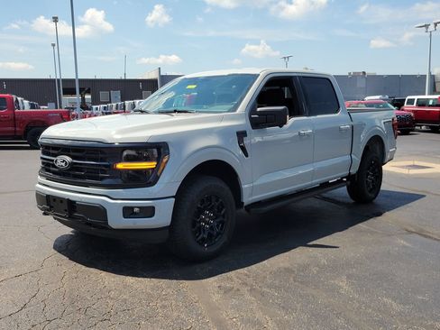 New 2026 Ford F150 XLT w/ Equipment Group 302A MID AWD/4WD image 8