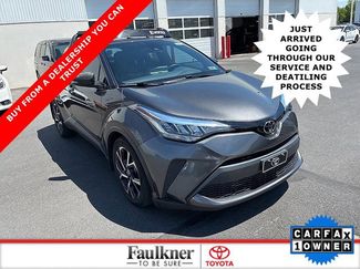 Used 2021 Toyota C-HR XLE FWD video 1