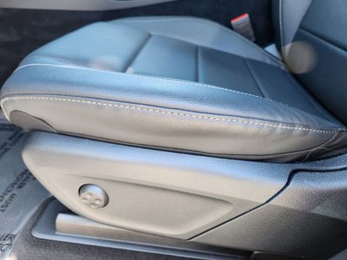 Certified 2026 Mercedes-Benz GLE 350 4MATIC image 9