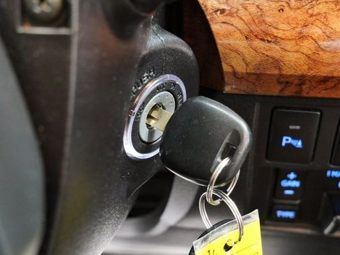 Used 2016 Toyota Tundra 1794 Edition image 27