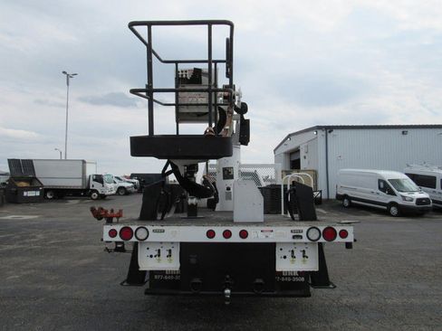 Used 2019 Ford F550 4x4 Regular Cab Super Duty image 4