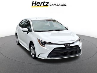Used 2025 Toyota Corolla LE video 1