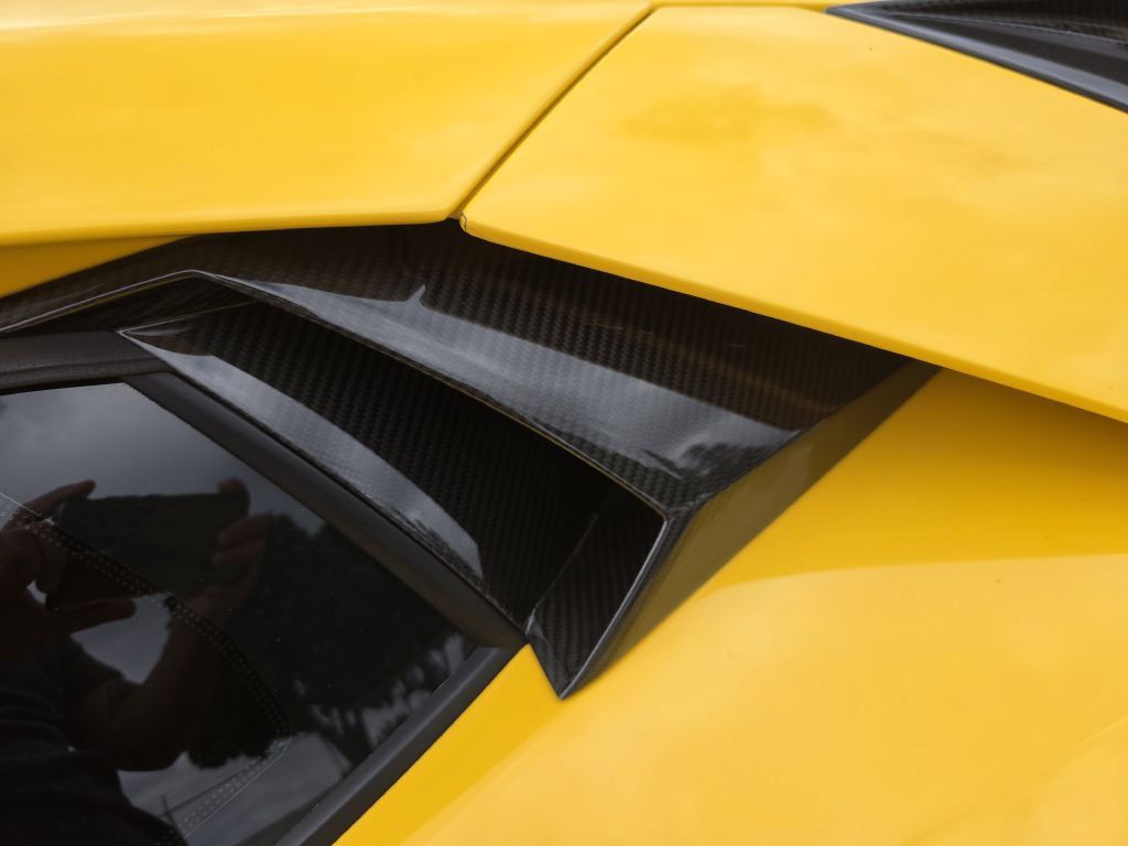 Used 2018 Lamborghini Aventador S AWD/4WD image 18
