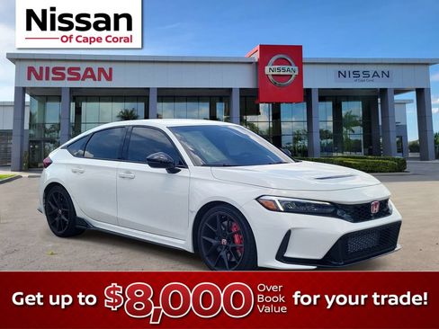 Used 2025 Honda Civic Type R image 1