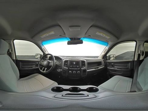 Used 2018 RAM 1500 Express RWD image 24