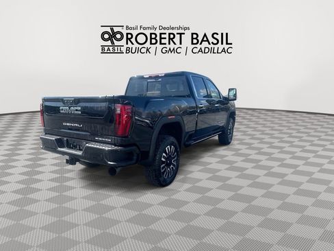 New 2026 GMC Sierra 3500 Denali Ultimate AWD/4WD image 8