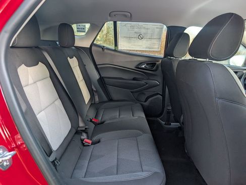 New 2026 Chevrolet Trax LS w/ LS Convenience Package image 18