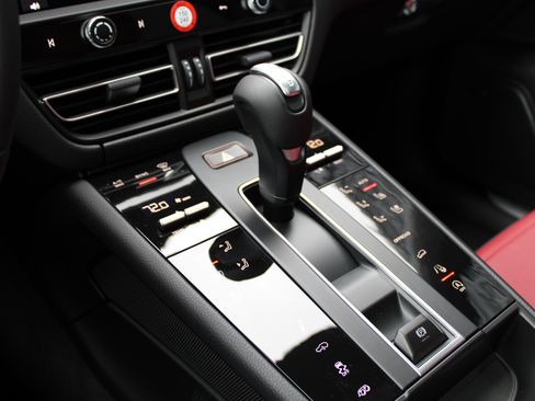 New 2026 Porsche Macan S image 20