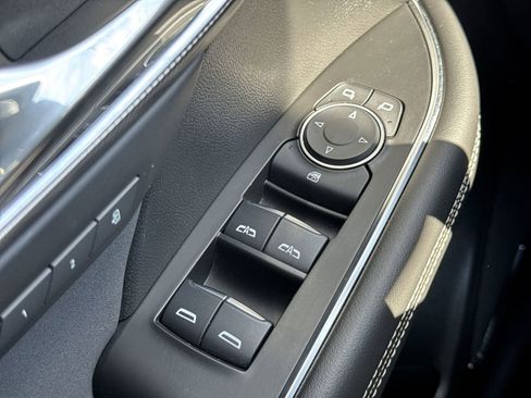 Used 2025 Buick Envision Sport Touring image 15