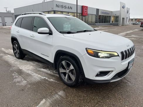 Used 2020 Jeep Cherokee Limited image 6