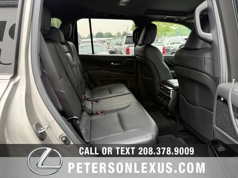 Used 2023 Lexus LX 600 4WD w/ Interior Upgrade Package image 21