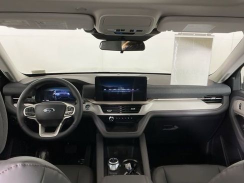 New 2026 Ford Explorer Active w/ Active Comfort Package image 25