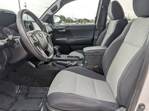 Used 2021 Toyota Tacoma TRD Off-Road AWD/4WD image 24
