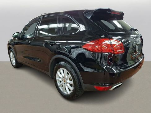 Used 2014 Porsche Cayenne AWD/4WD image 5