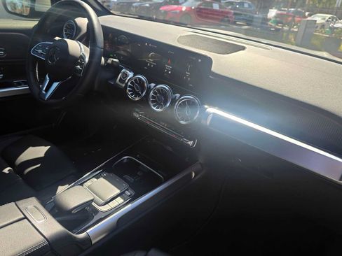 Certified 2023 Mercedes-Benz EQB 250+ image 11