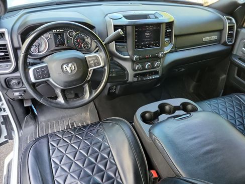Used 2021 RAM 2500 Big Horn w/ Level 1 Equipment Group AWD/4WD image 13