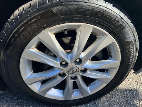 Used 2011 Lexus ES 350 image 31