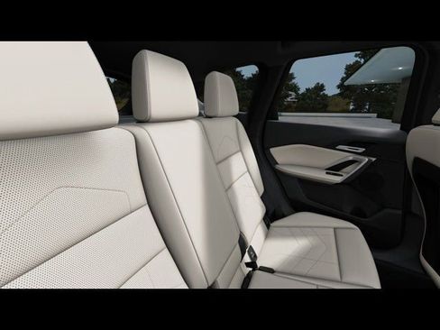 Used 2025 BMW X1 xDrive28i w/ Convenience Package image 13